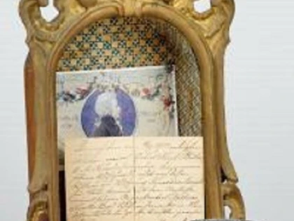 O cataramă de pantof care i-a aparținut lui Mozart, vândută cu 12.500 de euro