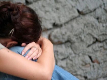 O FATA DE 12 ANI DIN ARAD A FOST OBLIGATA SA SE PROSTITUEZE IN GARA DE NORD