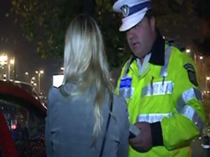 O femeie și un bărbat din Arad, prinși la volan cu alcoolemii de peste unu la mie