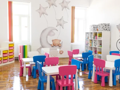 O grădiniță din Pâncota a fost modernizată cu ajutorul Asociației Cetatea Voluntarilor