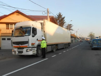 O nouă acțiune pentru verificarea tonajului, pe drumurile județene