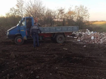O NOUĂ AMENDĂ PENTRU DEPOZITARE ILEGALĂ DE DEȘEURI ÎN MUNICIPIU