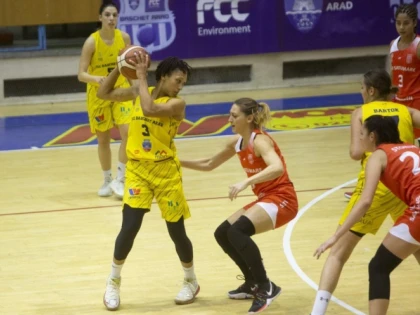 O nouă victorie arădeană în derby-ul clasic de sub coş