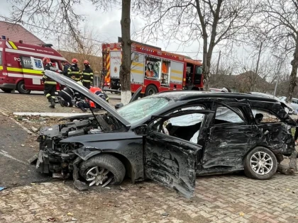 O persoană a decedat în accidentul grav de la Șicula