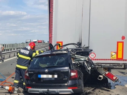 O persoană și-a pierdut viața într-un accident pe A1, între Nădlac și Arad