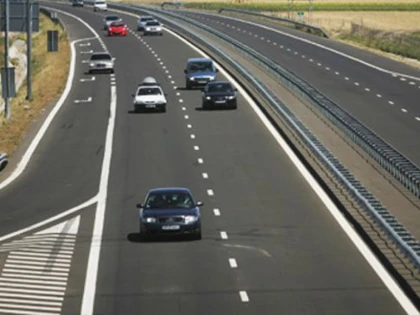 O PORTIUNE DIN AUTOSTRADA ORASTIE-SIBIU VA FI DEMOLATA SI REFACUTA, CONFORM ULTIMEI DECIZII A CNADNR