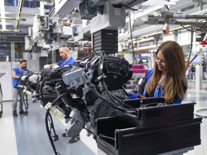 O reţea de furnizori BMW caută teren pentru spaţii de producţie în Oradea şi Arad