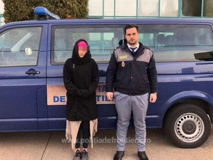 O tânără a fost prinsă în timp ce încerca să treacă frontiera folosind cartea de identitate a surorii ei