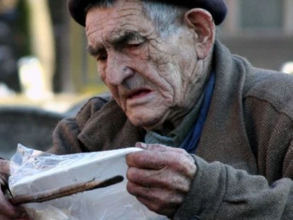 O treime din familiile din România au restanțe lună de lună la facturi