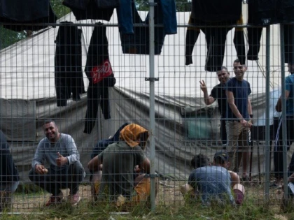 ONU cere Poloniei să primească refugiaţii blocaţi la frontiera cu Belarus
