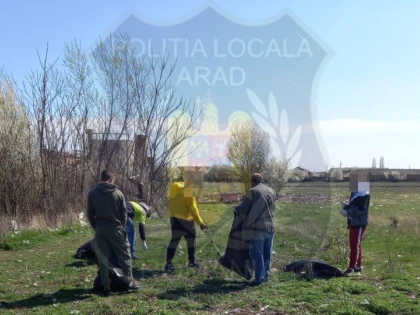 Orașul, curățat de deținuți și asistați social
