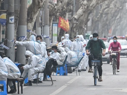 Oraşul Shanghai înăspreşte restricţiile pentru prima fază a carantinei