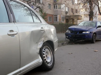 PAGUBITII POT OBTINE DATELE VEHICULULUI SAU ALE SOFERULUI VINOVAT DE PRODUCEREA UNUI ACCIDENT