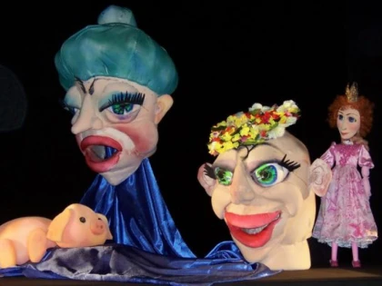 Păpușari arădeni - pe scenele a două festivaluri internaționale