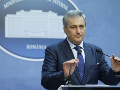 Părăsirea domiciliului între orele 22-6 fără motiv, interzisă