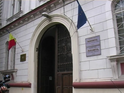 Parchetul face precizări în cazul tânărului bătut cu bestialitate