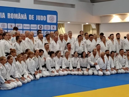 Parteneriat româno-francez în judo! Arădeanul Dorin Drimbe, printre cei 100 de antrenori din Poiana Braşov