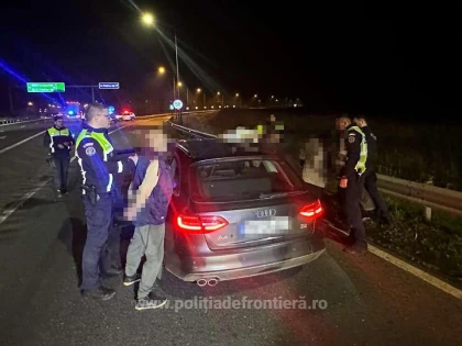 Patru cetățeni străini fără drept de a călători în Spațiul Schengen, depistați de polițiștii de frontieră la Nădlac