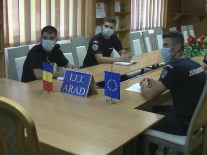 Patru elevi ai Școlilor Militare de Subofițeri Jandarmi au început stagiul de practică la Jandarmeria Arad