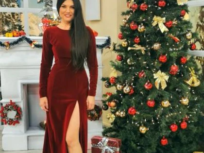 Paula Seling, apariție spectaculoasă, în rochie mulată, cu ocazia zilei de naștere