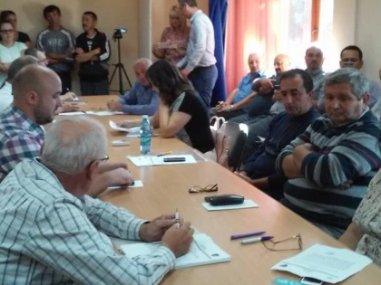 Păulișul marchează Centenarul printr-un drapel special