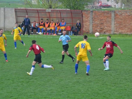 Pecica dă lovitura la Sîntana. Rezultate şi clasament în Liga 4