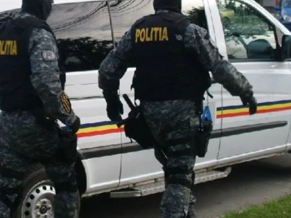 Percheziții în Arad, într-un dosar privind traficul de minori și proxenetism