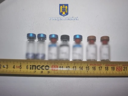 Percheziții în Arad, la persoane bănuite de fals în înscrisuri sub semnătură privată