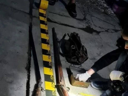 Percheziții în Căpâlnaș. Polițiștii au găsit două arme și 300 de cartușe, deținute ilegal
