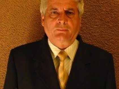 PERCHEZIȚII LA PRIMARUL COVĂSÂNȚULUI. PROCURORII ÎL ACUZĂ DE LUATE DE MITĂ