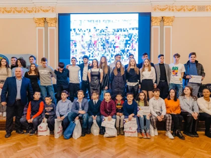 Performerii sportivi și antrenorii lor au fost premiați la Gala CSȘ Gloria Arad 2022 (FOTO)