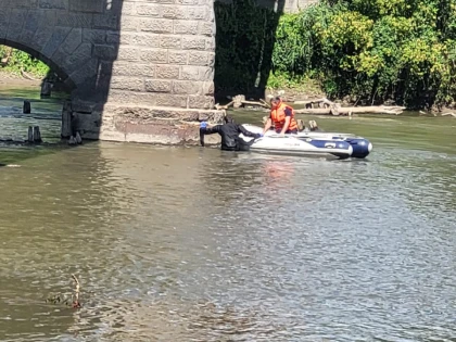 Pericol! Podul de la Săvârșin prezintă degradări vizibile