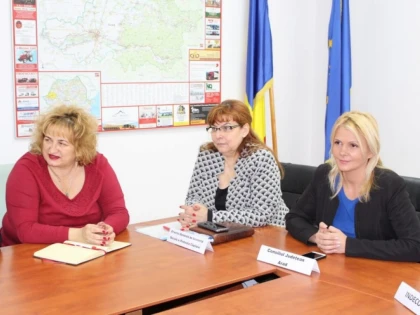 Persoanele cu dizabilități din Arad scapă de birocrație, în cadrul unui proiect-pilot!