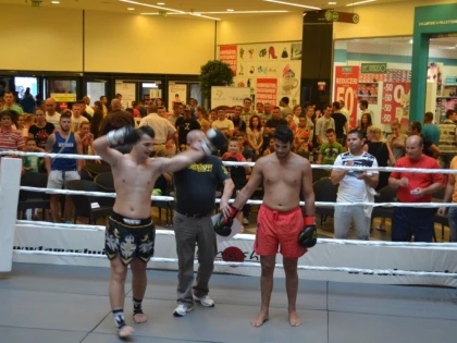 PESTE 1000 DE SPECTATORI AU ASISTAT LA GALA K1 DE LA ATRIUM (GALERIE FOTO)