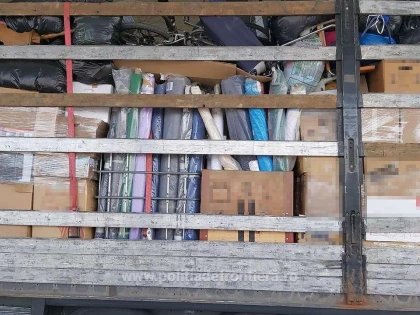 Peste 12 tone deşeuri oprite la intrarea în țară