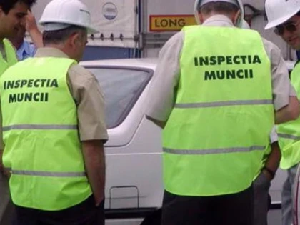 PESTE 150 DE MUNCITORI PRINSI CA LUCRAU LA NEGRU. AMENZI DE 820. 000 DE LEI