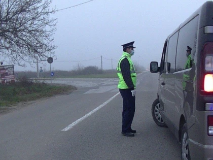 Peste 2.000 de persoane verificate pentru nepurtarea măștii