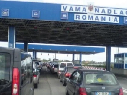 Peste 248.000 de persoane au tranzitat frontiera româno-ungară, în minivacanţa de 1 Mai