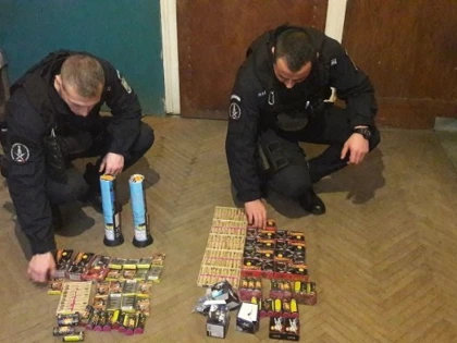 Peste 2500 de petarde, confiscate de jandarmii arădeni