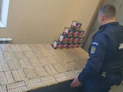 Peste 26 de kilograme de materiale pirotehnice depistate de jandarmii arădeni