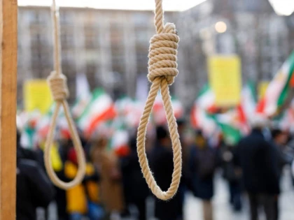 Peste 400 de persoane, inclusiv 15 femei, executate în Iran în 2024