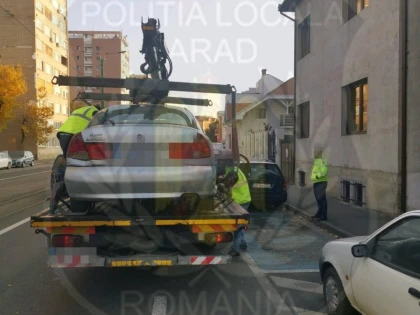 Peste 8.000 de lei, „strânşi“ de poliţiştii locali în doar zece zile de la arădenii care parchează neregulamentar