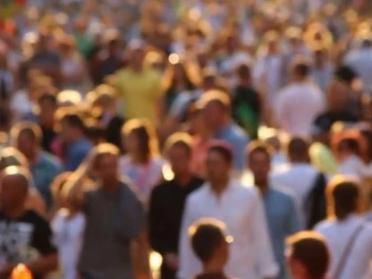 Peste jumătate de milion de români spun că vor să emigreze în următoarele 12 luni