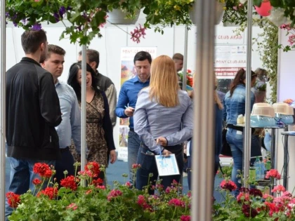 PESTE ZECE MII DE VIZITATORI LA TARGUL PRIMAVERII, ORGANIZAT LA EXPO ARAD