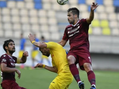 Petrolul s-a făcut de râs cu Rapid, înaintea vizitei la Arad