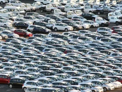 Piaţa auto din România a înregistrat un declin