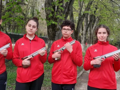 Pistolarii au împușcat medalii de Florii! Echipele de la CSM Arad sunt vicecampioane naționale la juniori II (FOTO)