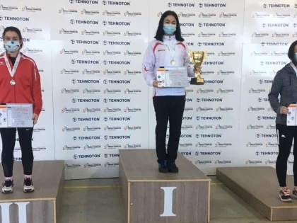 Pistolarii CSM-ului pregătesc Cupa României. Iulia Bagi, pe podium la etapa de la Iaşi (FOTO)