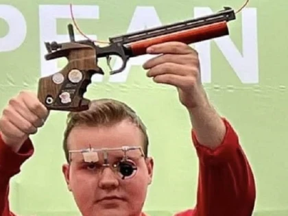 Pistolarul arădean Luca Joldea, remarcatul anului în Federația condusă de Lucia Mihalache