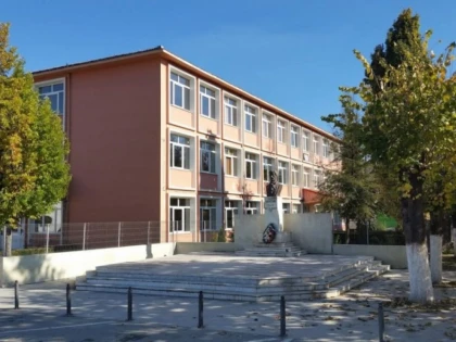 PNL INTRĂ CU BOCANCII ÎN ÎNVĂȚĂMÂNTUL ARĂDEAN. NEREGULI GRAVE LA EXAMENUL DE DIRECTORI